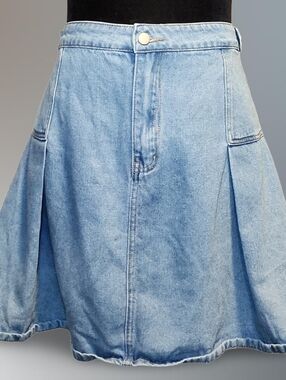 Women's Light Blue Denim Flare Knee Skirt Button Pleat Throwback Y2K Retro 80s